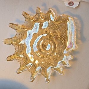 Mid-Century Amber Wave Bowl – Sculptural Accent for Timeless Spaces